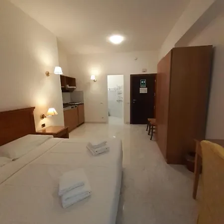 Apartment Monolocale Metro A Cornelia